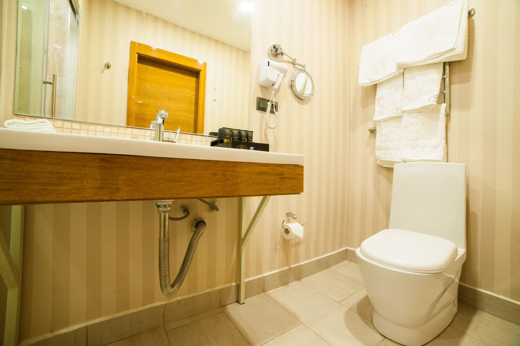Absolute Hotel Astana Eksteriør bilde